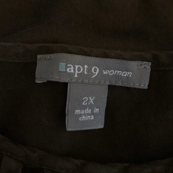 Apt 9 Woman. Brown Top - Picture 3 of 5